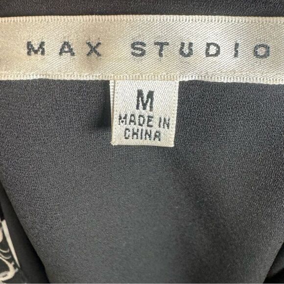 Max Studio black mocha and midnight blue geo print tunic length top size medium - Picture 5 of 7